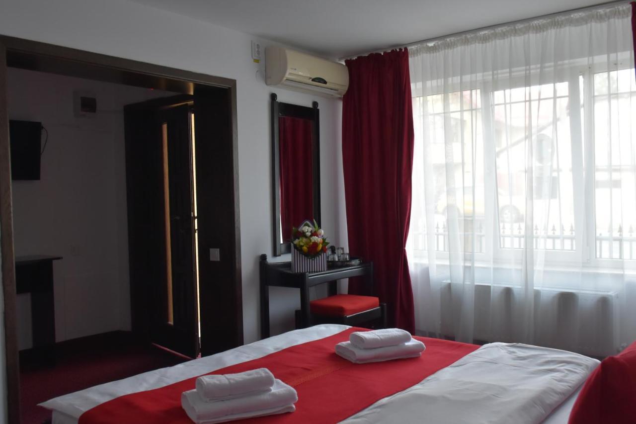 Copou Inn Iasi Exterior foto